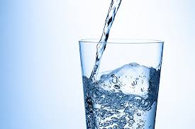 glass of water for clear skin
